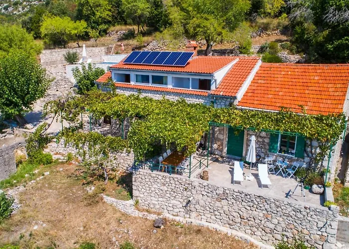 וילה Eco With Pool *