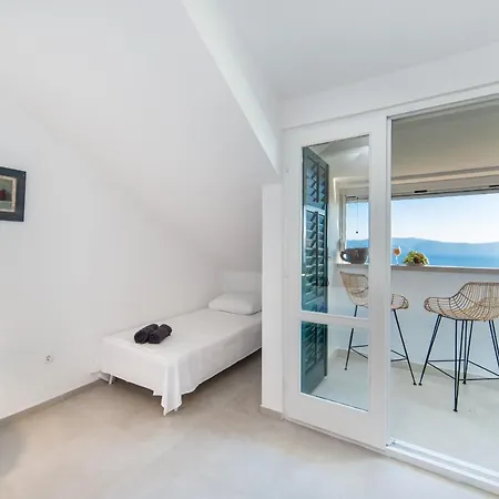 Eco With Pool * Podaca