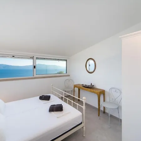 Eco With Pool * 波达卡