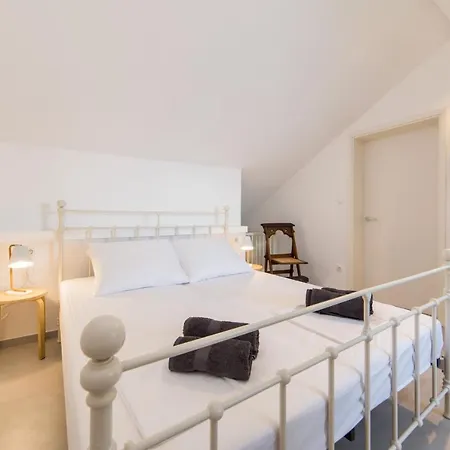 Eco With Pool 别墅 *