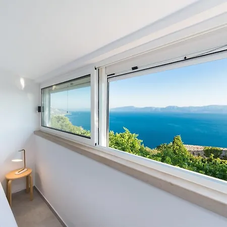 Eco With Pool 别墅