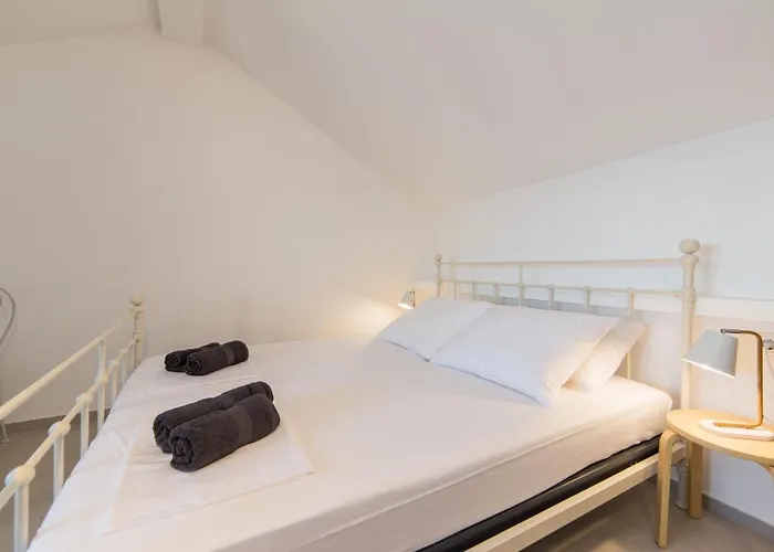 Vila Eco With Pool Podaca