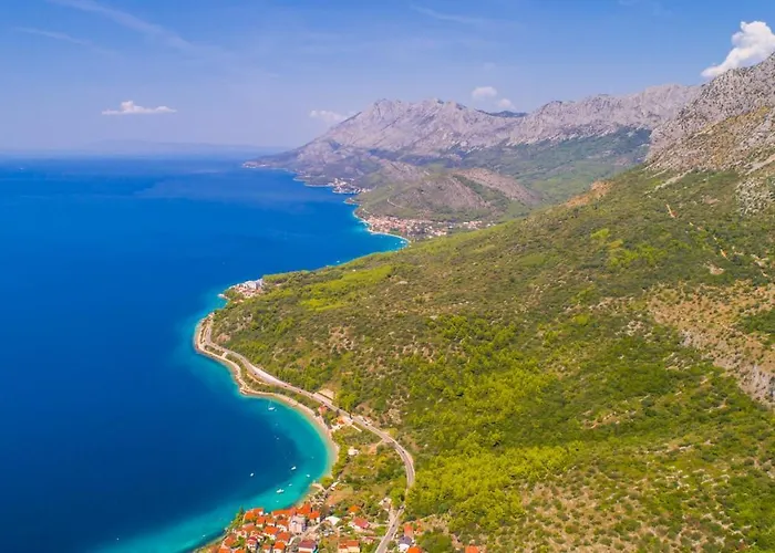 Eco With Pool Podaca